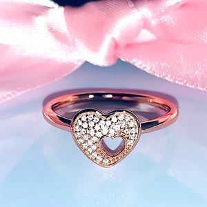 Authentic pandora Rose gold ring 💍 size 6
